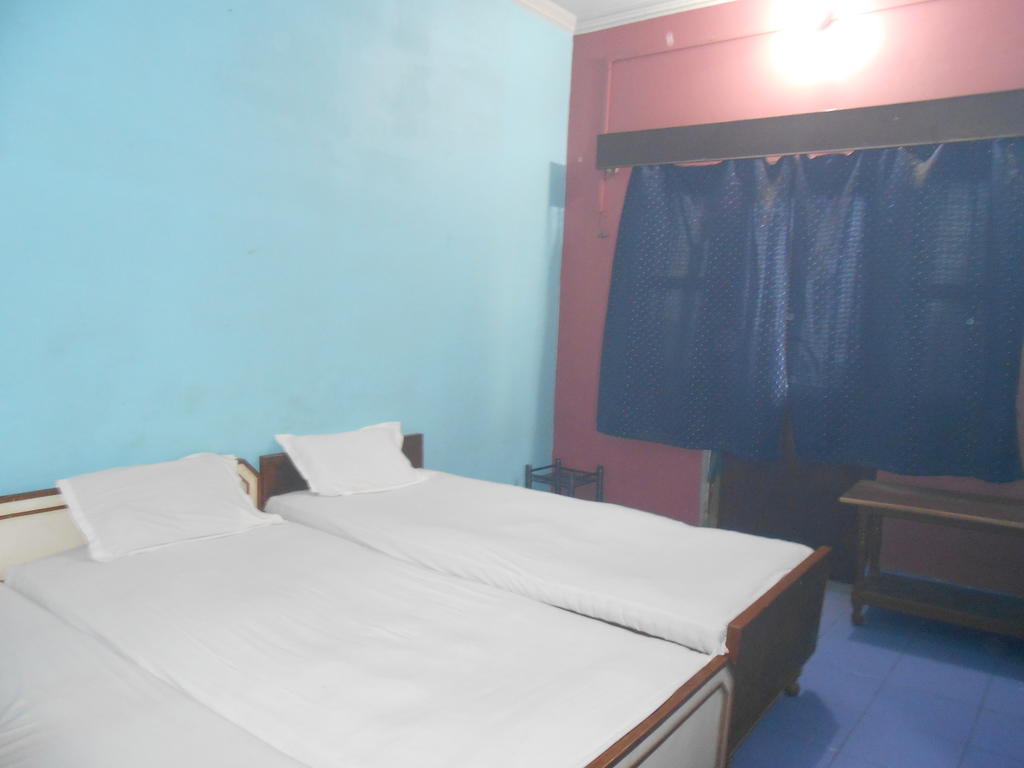 ורנאסי Hotel Sonmony חדר תמונה