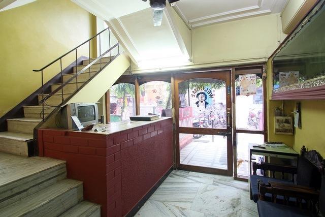 ורנאסי Hotel Sonmony מראה חיצוני תמונה
